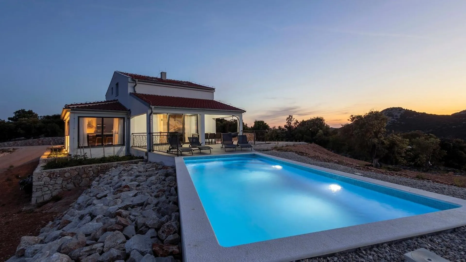 סאלי Villa Horizont